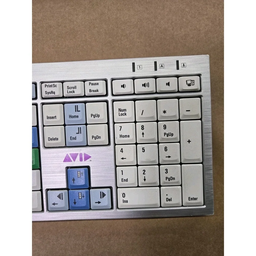 Logic Keyboard LXH-JME7596H Media Editor Keyboard With Missing Right Tilt Leg